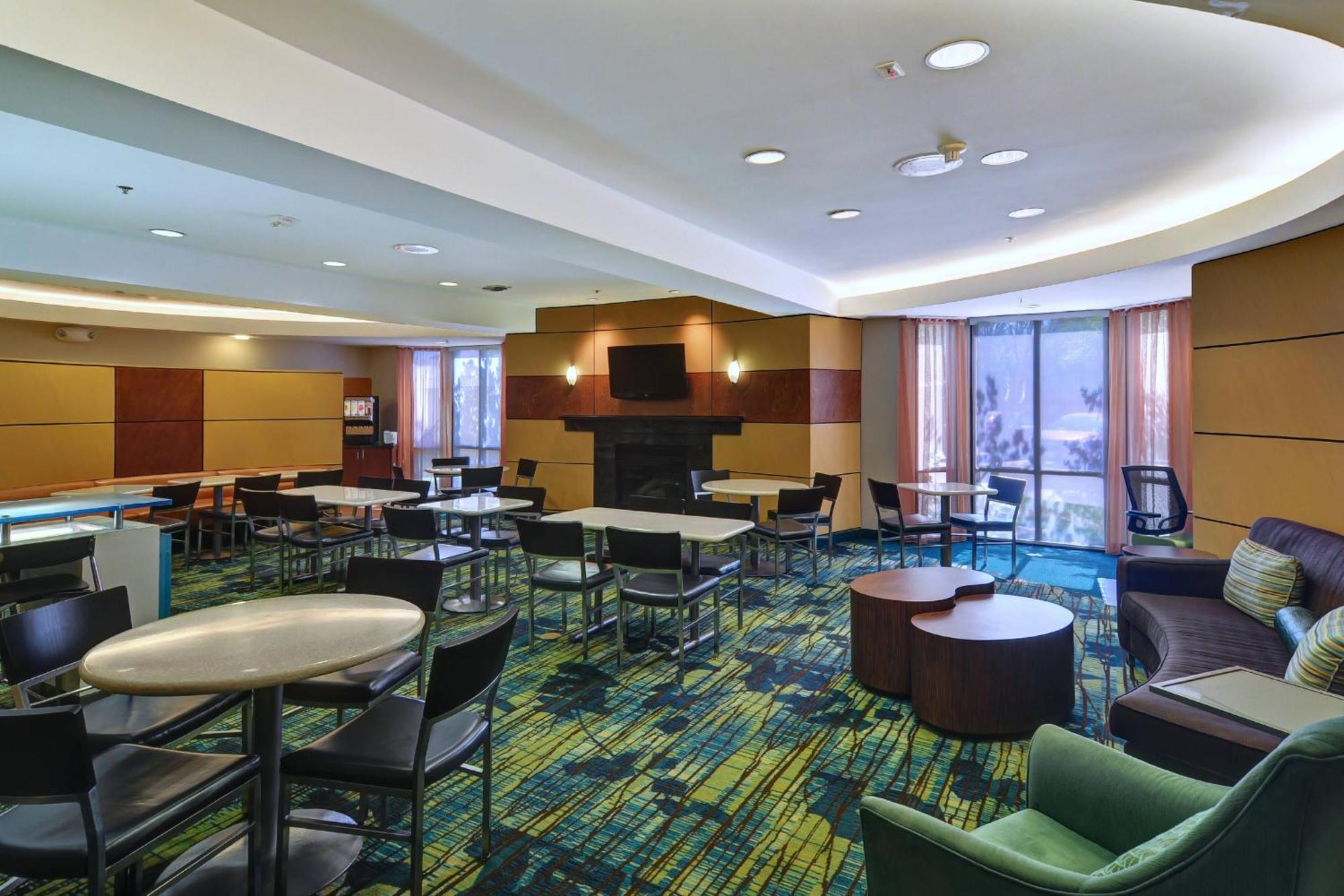 Springhill Suites By Marriott Dallas Nw Highway At Stemmons / I-35East Exterior foto